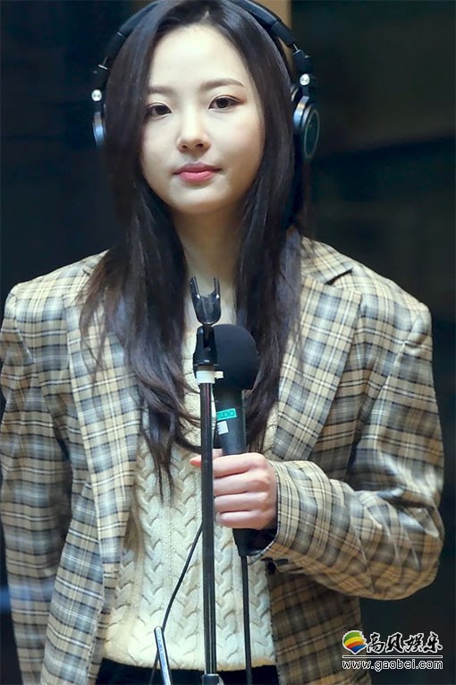 ELRIS 飯拍秀 拍攝日期：191221【13合集 11.4 GB】
