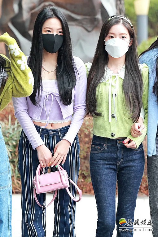 Red Velvet 飯拍秀 拍攝日期：20220324【8合集 1.57 GB】