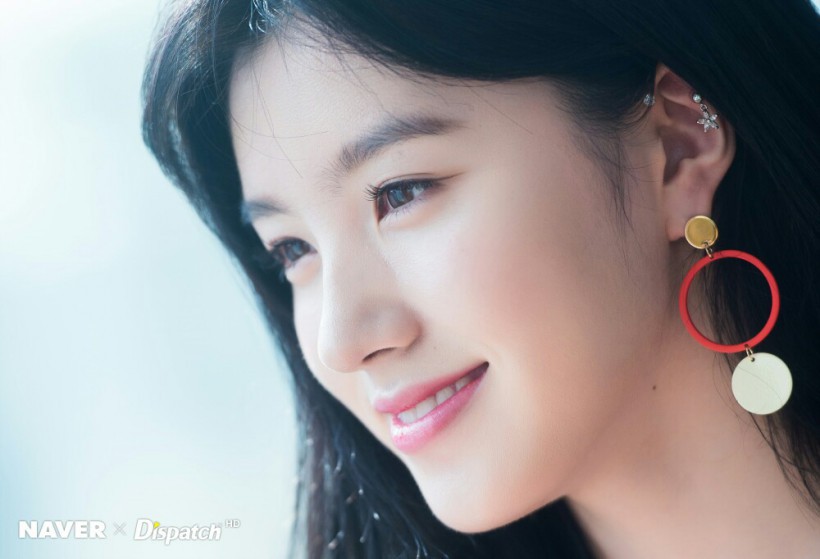 Park Xi Yeon樸施妍哪年跟隨所屬女團(tuán)出道？擔(dān)任哪檔音樂節(jié)目固定MC？