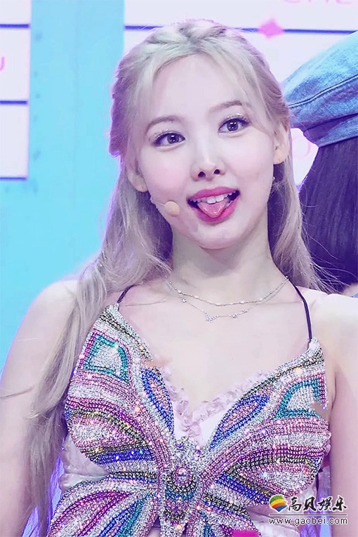 NAYEON 飯拍秀 拍攝日期：20220630【3合集 1.11 GB】