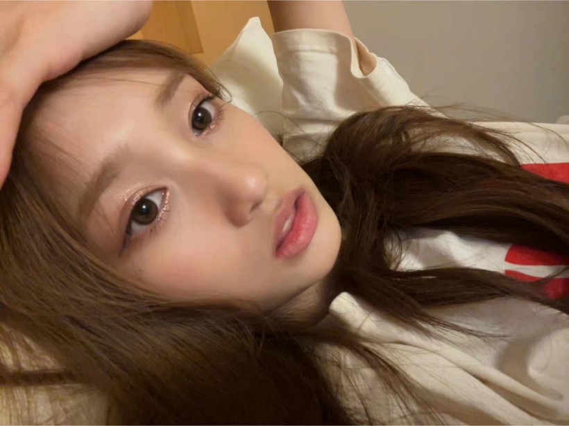 LEESEO李賢瑞隸屬哪個女團成員？為何說她是個逃脫屏幕網絡漫畫角色？
