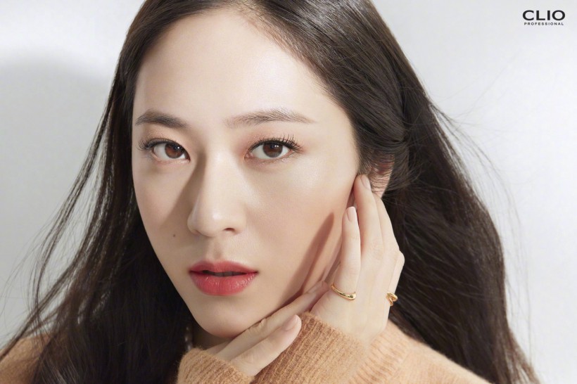 Chrystal Soo Jung鄭秀晶隸屬哪個女團成員？在哪部電影展現穩定演技？