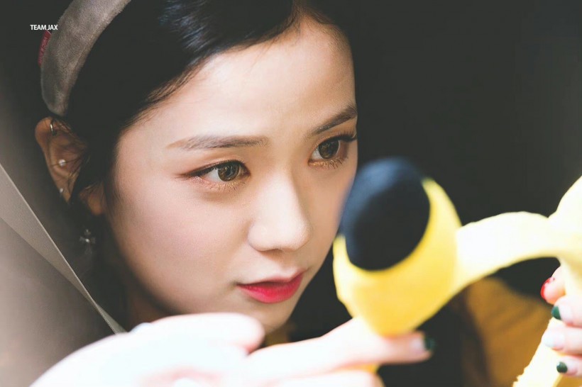 JISOO金智秀隸屬哪個女團成員？憑借怎樣外貌以及形象使觀眾眼前一亮？