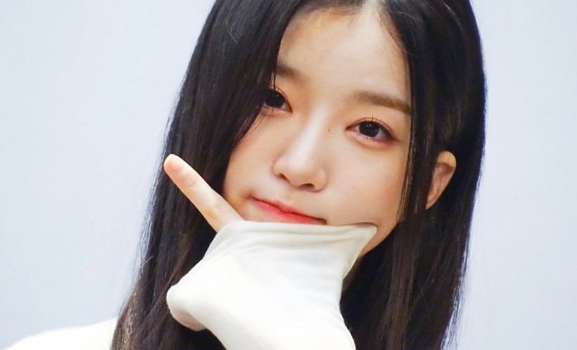 Kim Yooyeon金琉然隸屬哪個女團成員？她有著怎樣精致五官＋清純形象？