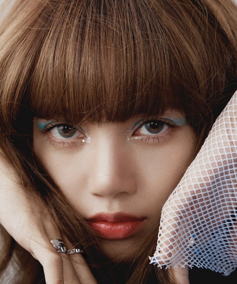 融合多種異國風情美麗女性韻味！LISA向世界展示怎樣異國女性美麗魅力？