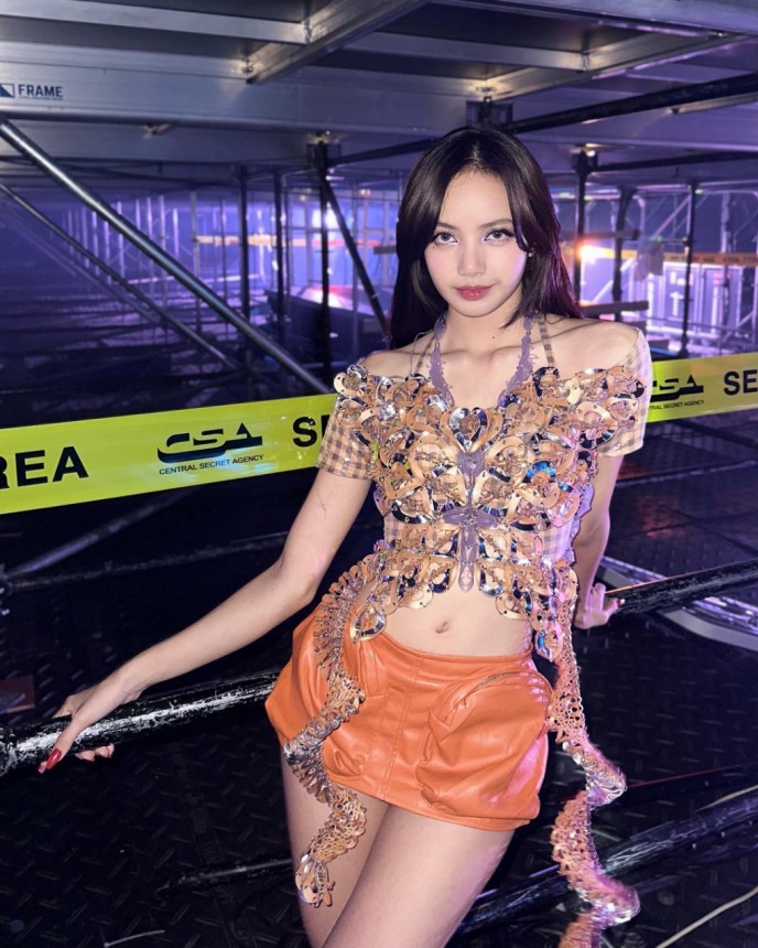 LISA成為娛樂(lè)圈話題焦點(diǎn):You're not invited！個(gè)性和風(fēng)格不容忽視