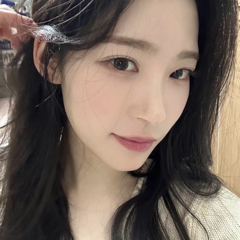 Hyungseo明馨書是哪個女子演唱組合成員？何時隨組合正式出道？