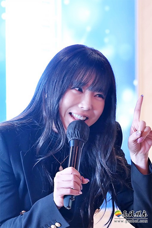 HONG JIN YOUNG 飯拍秀 拍攝日期：20231112【26合集 14.7 GB】
