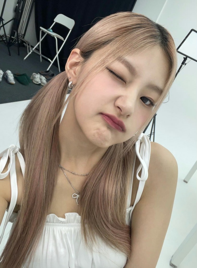 HANEUL元荷娜是哪個女子演唱組合成員？通過怎樣形式頻繁展現親和力？