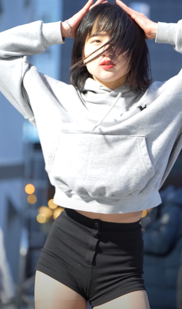 Hyunjin鉉辰是哪個街頭舞團女性成員？憑借怎樣舞蹈風格吸引飯拍粉絲？