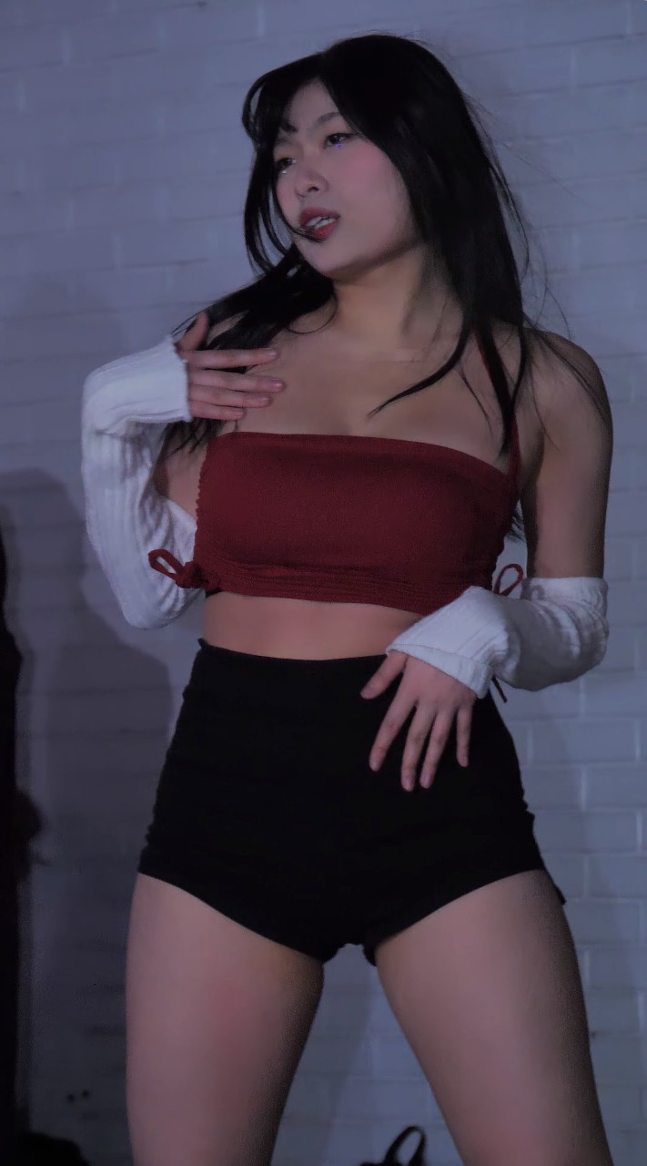 元貞是哪個街頭翻跳組合美女成員？她現身在哪天零下10度夜晚戶外飯拍？