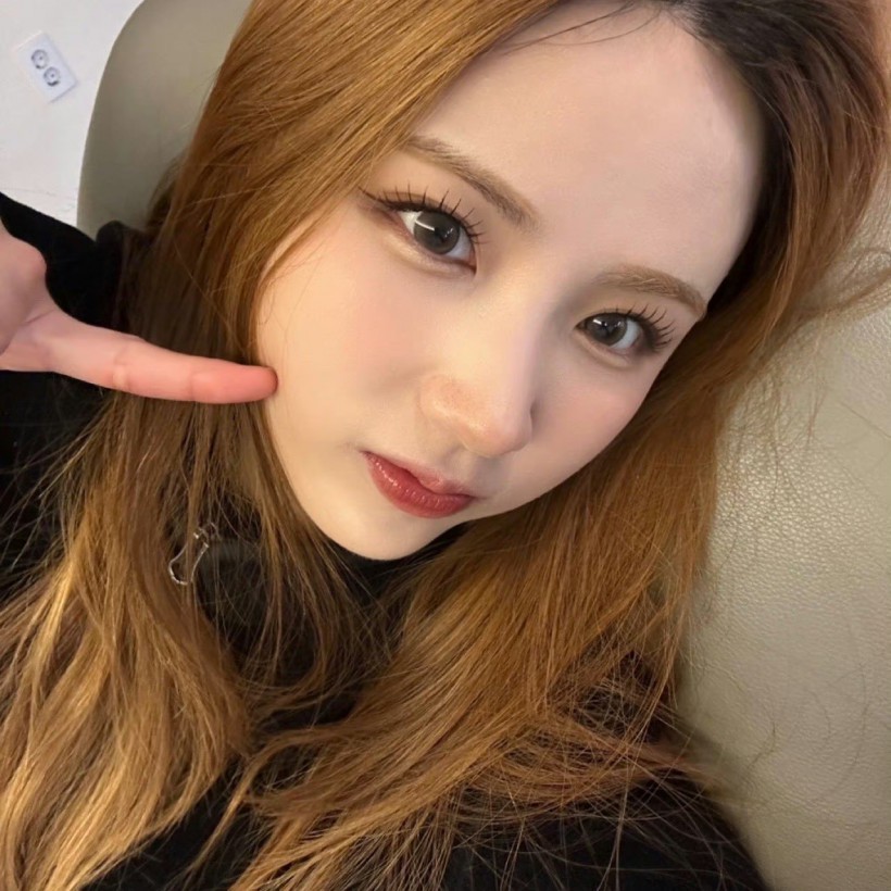 JI YOON鄭智赟隸屬哪個唱跳女團成員？她在哪年參加真人選秀節目出道？