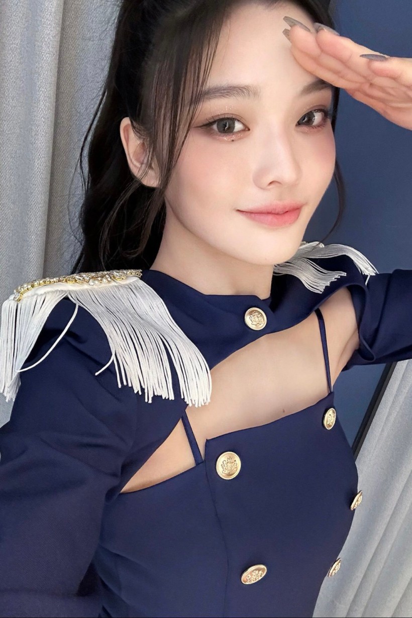 IROHA外薗彩羽隸屬哪個女團忙內成員？她擁有怎樣魅力無敵的獨特氣質？