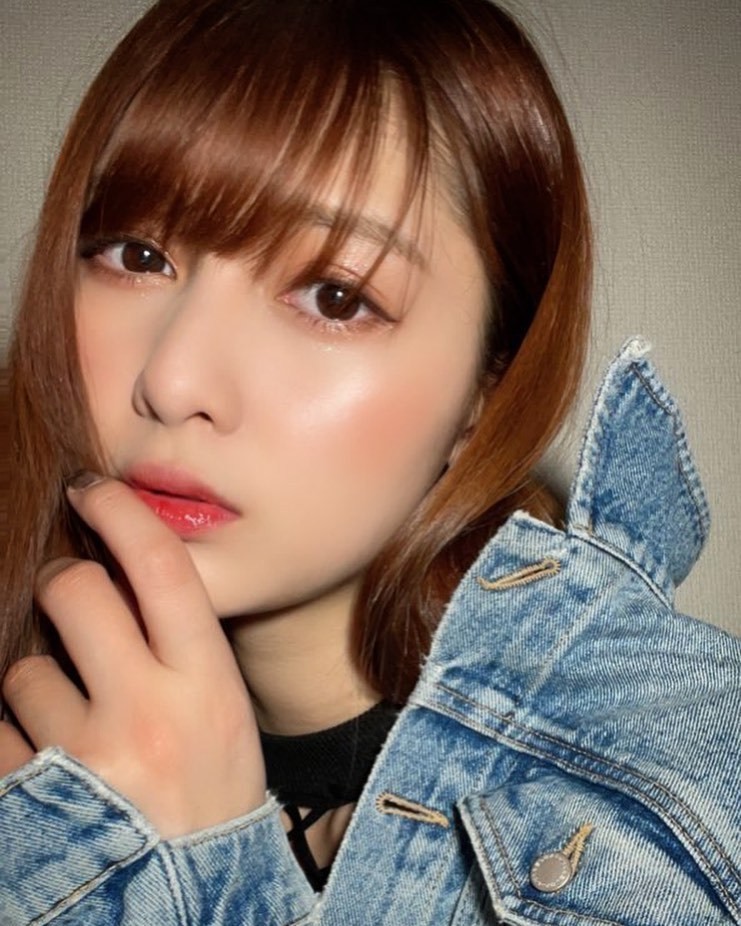 MEI ANGELA安潔拉芽衣是哪年出生日本混血女星？她隸屬于哪個(gè)事務(wù)所？