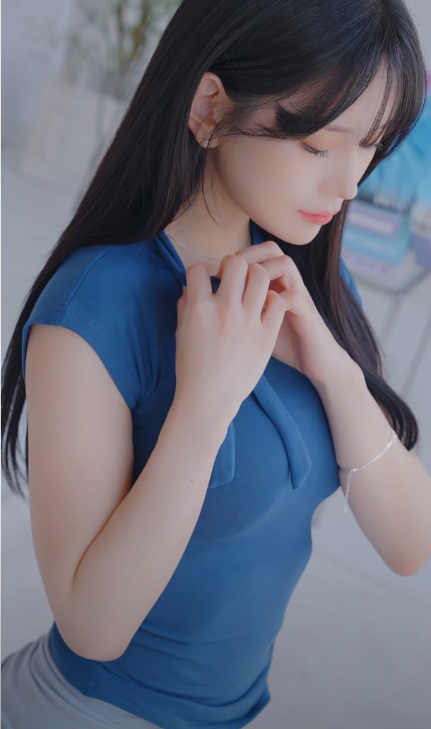 HeeSol熙松是哪國新晉美女嫩模播主？善于憑借怎樣身材展示穿搭直拍？