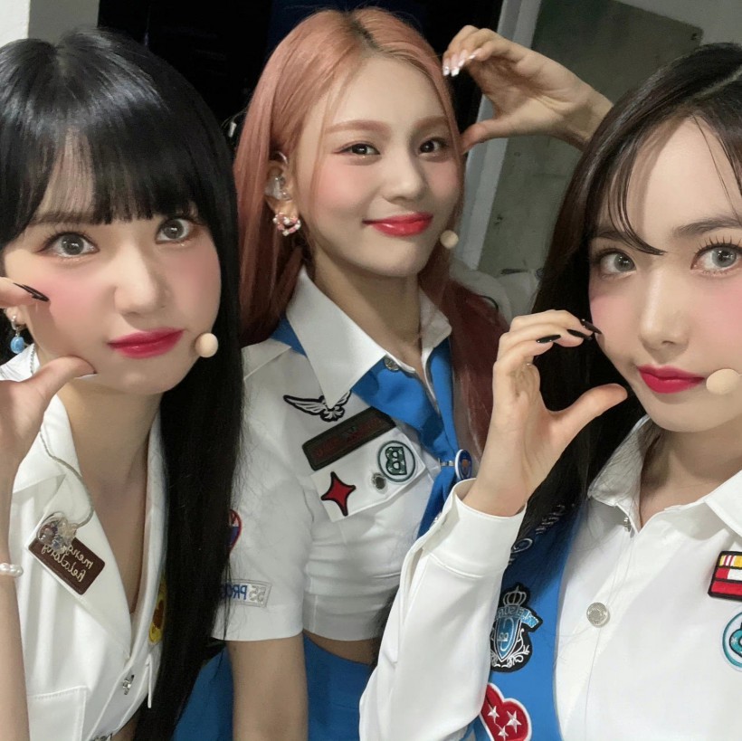 "鮮明之日"VIVIZ由哪三位美少女組成？團體何時發行首張專輯正式出道？
