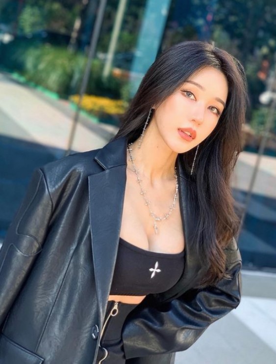 SIENA希耶納是來自哪里的DJ美女？她曾以什么身份出道？后來為何轉行？